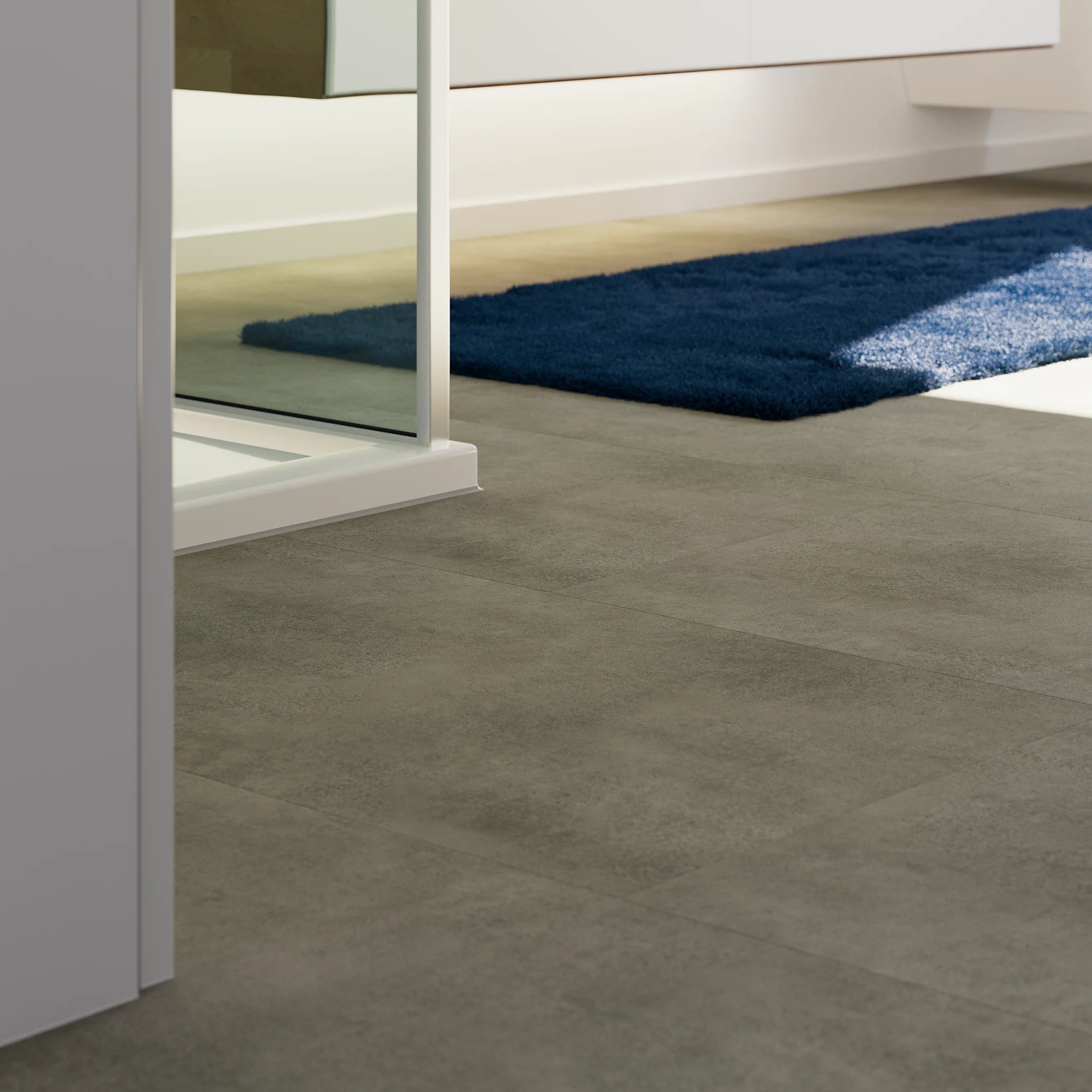 Detail der Dusche im Badezimmer mit Klebevinyl Beton Dunkel Etnedal